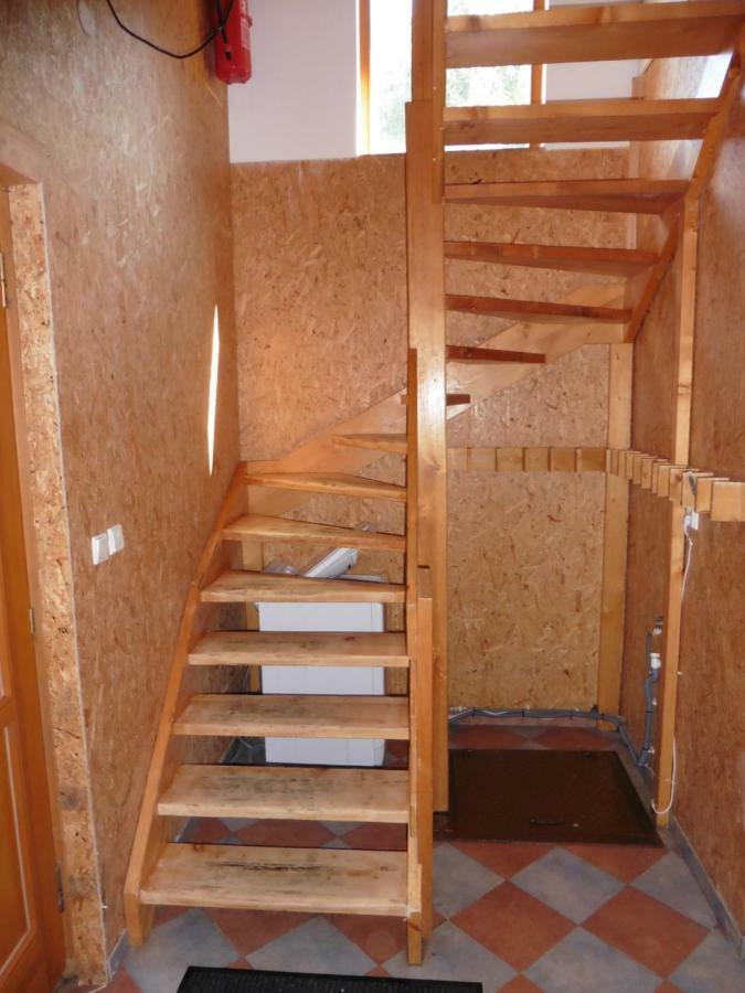Srub U Lanovky Hostel Ramzova Luaran gambar
